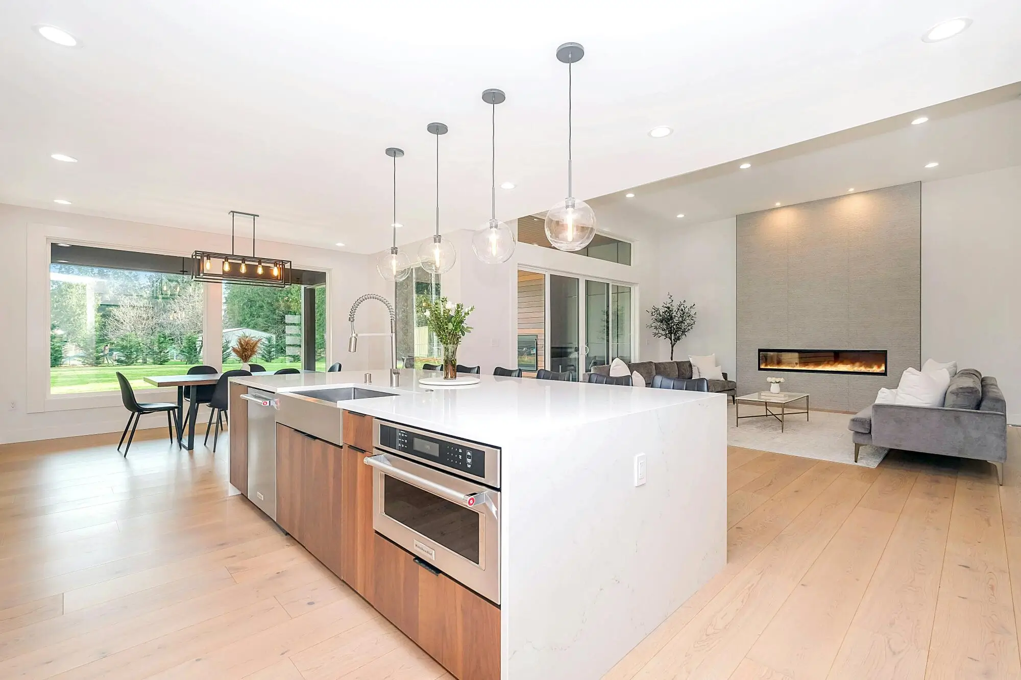 How to Keep Great Tenants in Your Port Charlotte, FL Investment Property